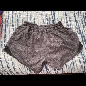 Lululemon Hotty Hot shorts